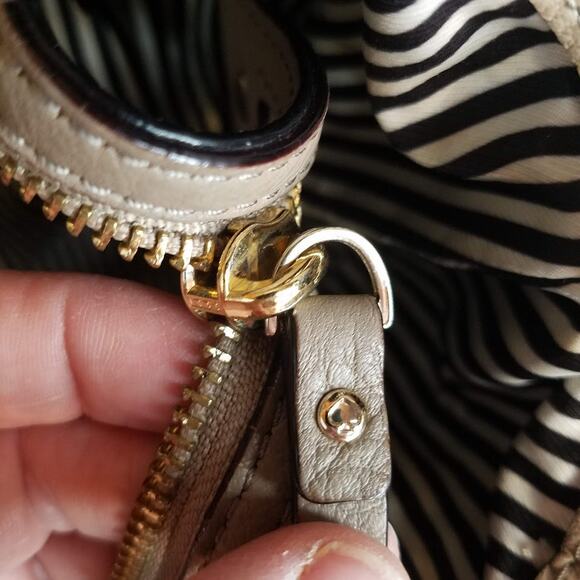 Kate Spade Cobble Hill Pebbled Taupe Leather Purse crossbody - Picture 10 of 13